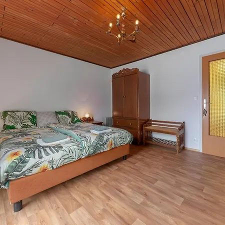 Guest house Vrtnarjeva Hisa, The Gardener's *