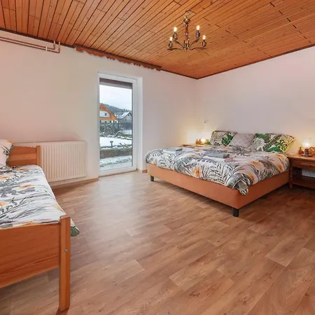 Vrtnarjeva Hisa, The Gardener's *