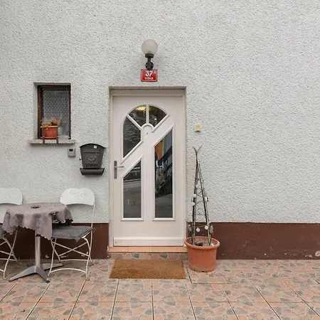 Vrtnarjeva Hisa, The Gardener's Guest house