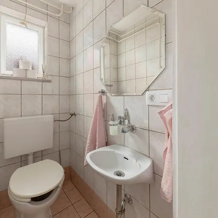 게스트하우스 Vrtnarjeva Hisa, The Gardener's 라도블리차