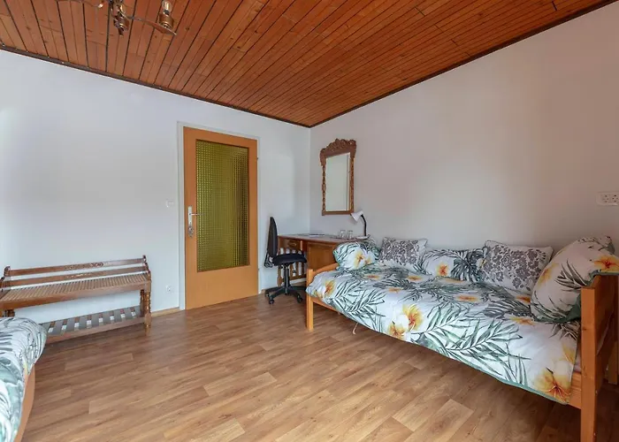 Vrtnarjeva Hisa, The Gardener's Affittacamere