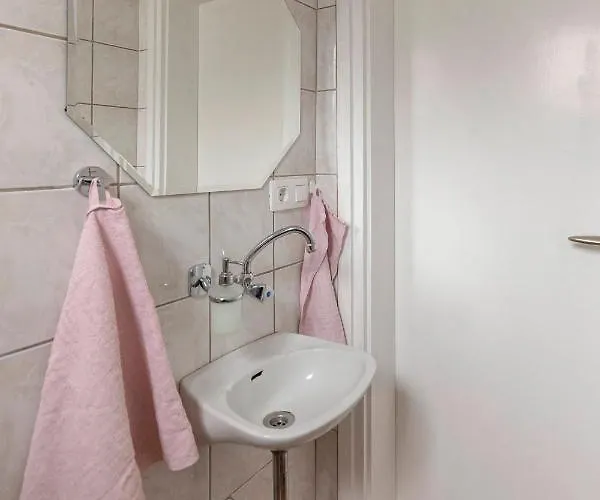 Πανσιόν Vrtnarjeva Hisa, The Gardener's